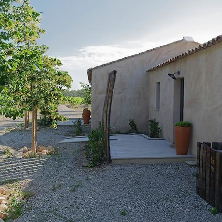 Les Lodges Du Pic Le Triadou Luaran gambar
