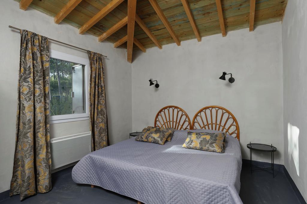 Les Lodges Du Pic Le Triadou Luaran gambar