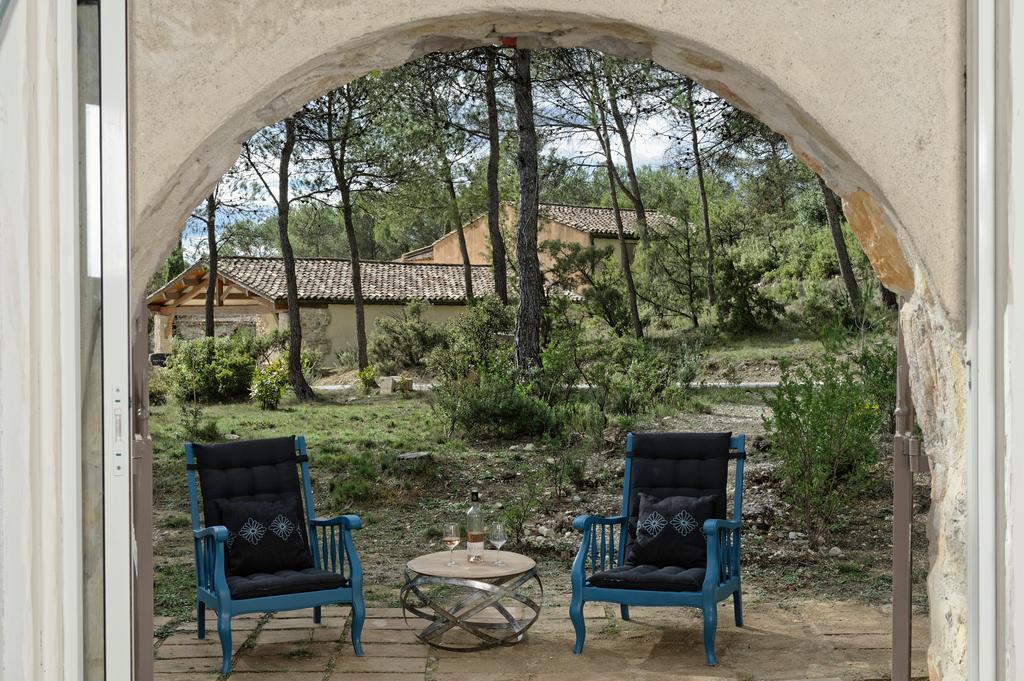 Les Lodges Du Pic Le Triadou Luaran gambar