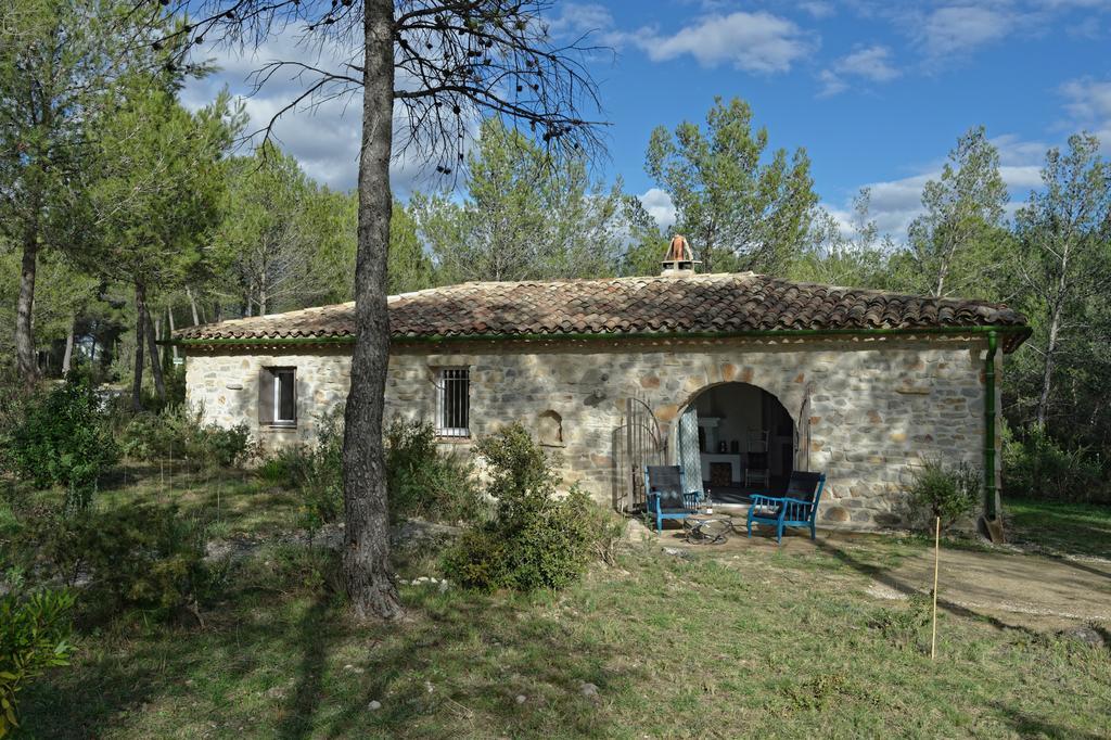 Les Lodges Du Pic Le Triadou Luaran gambar