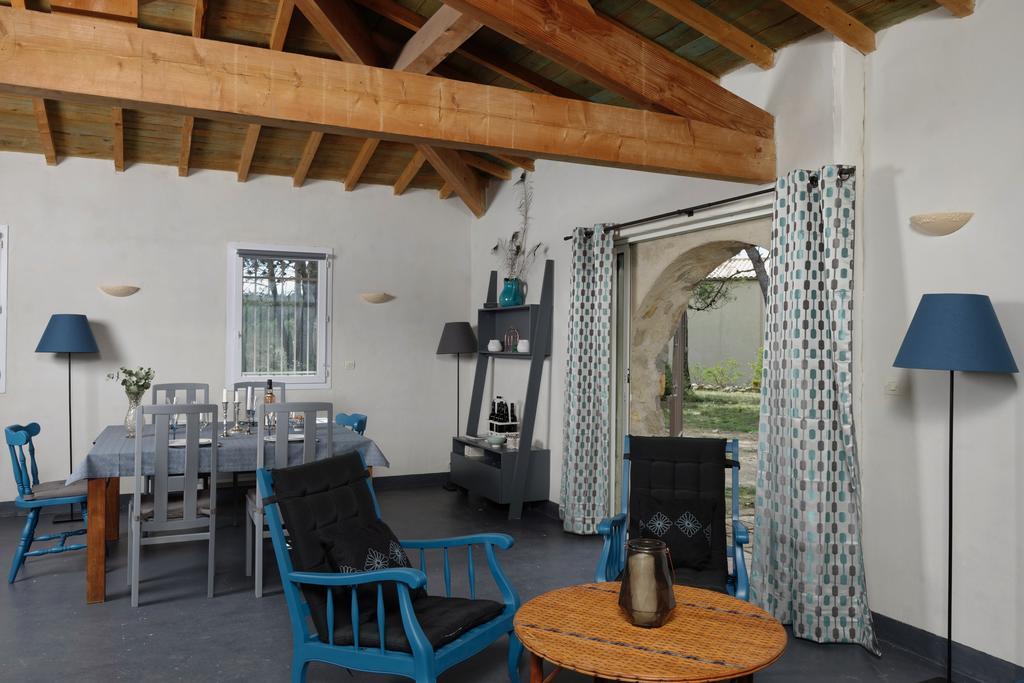 Les Lodges Du Pic Le Triadou Luaran gambar