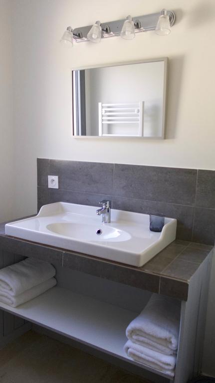 Les Lodges Du Pic Le Triadou Luaran gambar