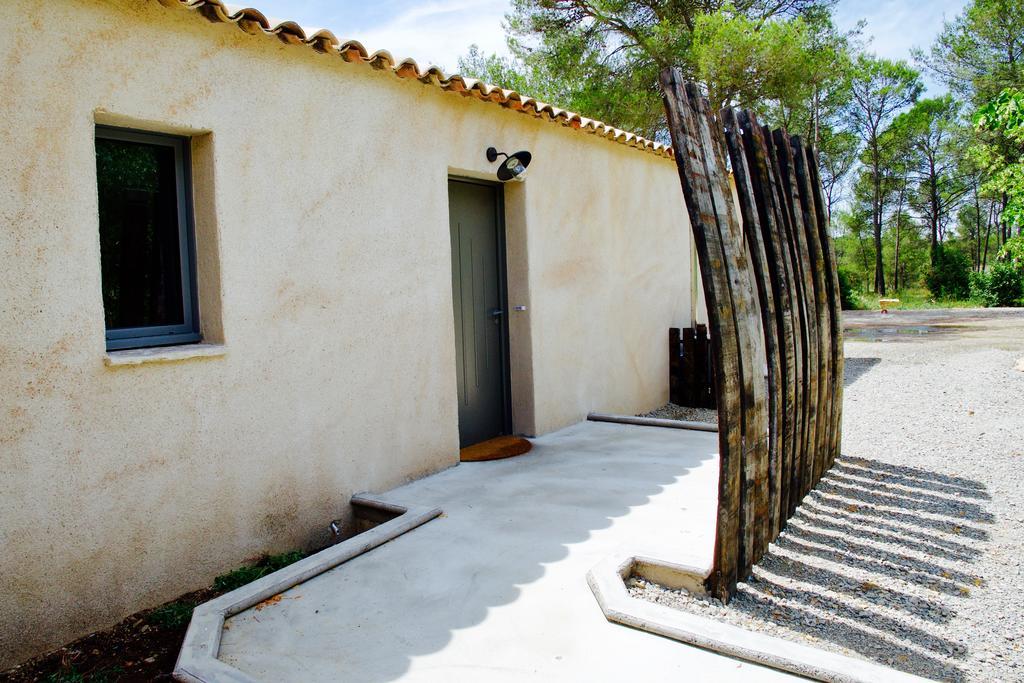 Les Lodges Du Pic Le Triadou Luaran gambar