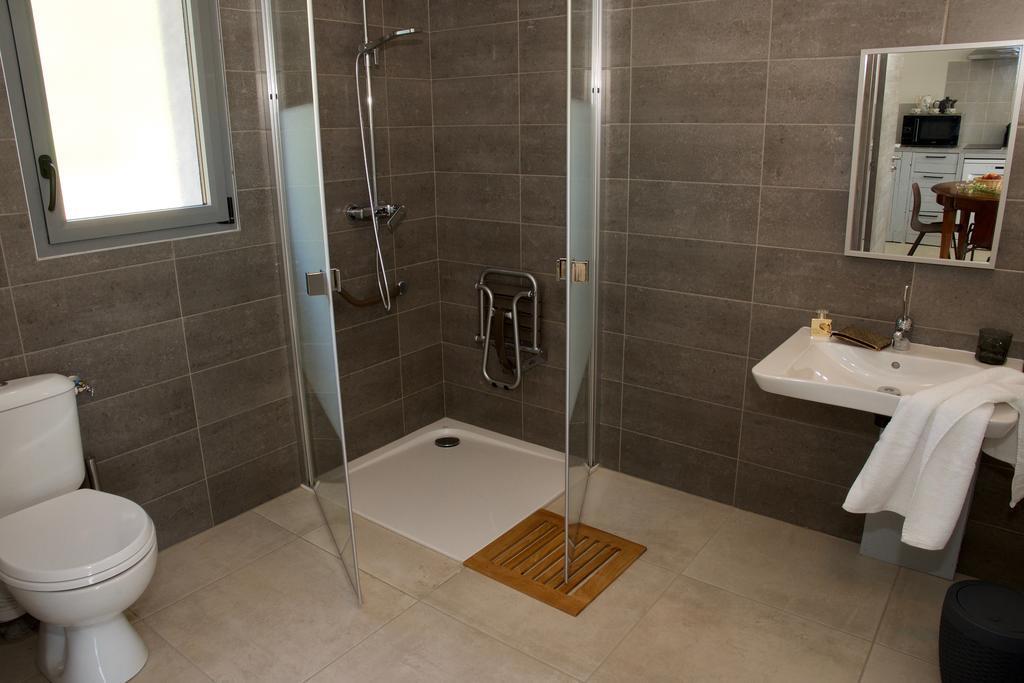 Les Lodges Du Pic Le Triadou Luaran gambar