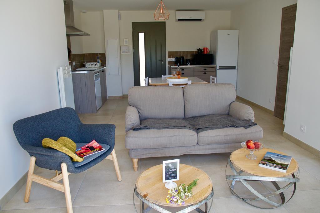 Les Lodges Du Pic Le Triadou Luaran gambar