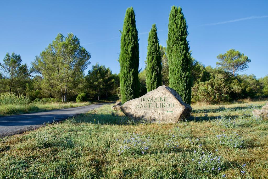Les Lodges Du Pic Le Triadou Luaran gambar